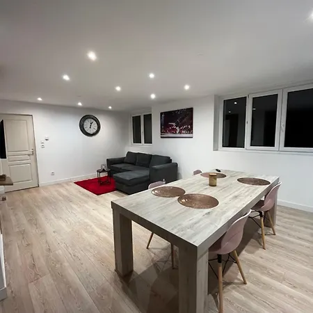 Grand Loft Calme Et Confortable En Coeur De Apartamento *